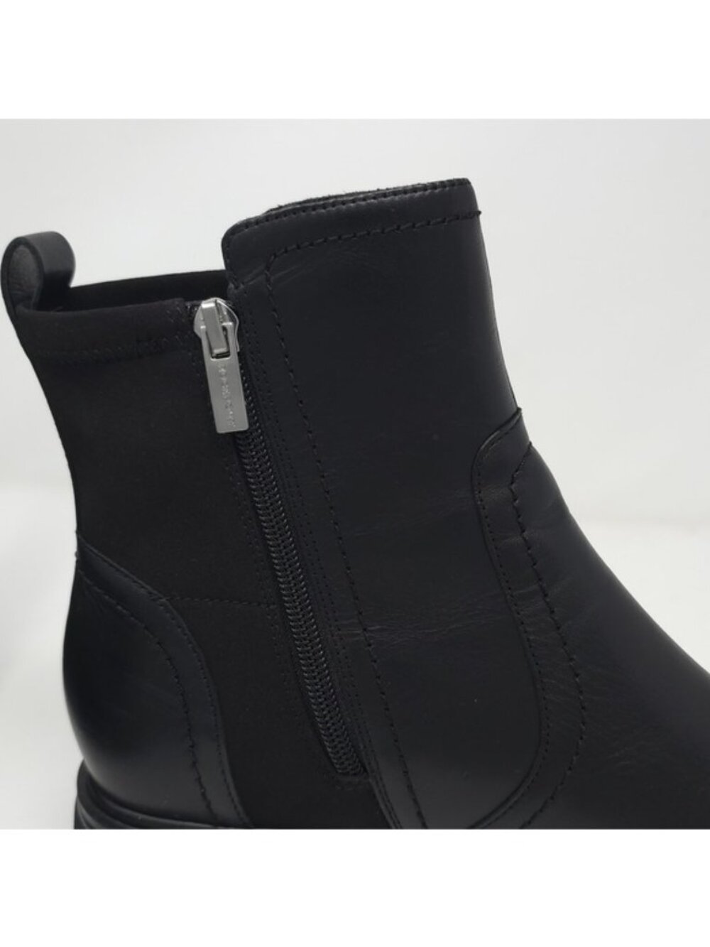 Rockport Black Leather Ankle Booties with Side Zip 9.5M - Picture 12 of 14